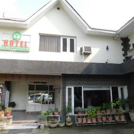 Deen Resort Motel Mansehra المظهر الخارجي الصورة